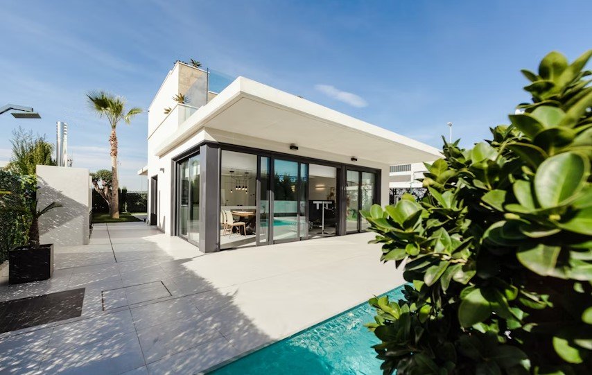 Best Luxury Villas In Delhi.jpg